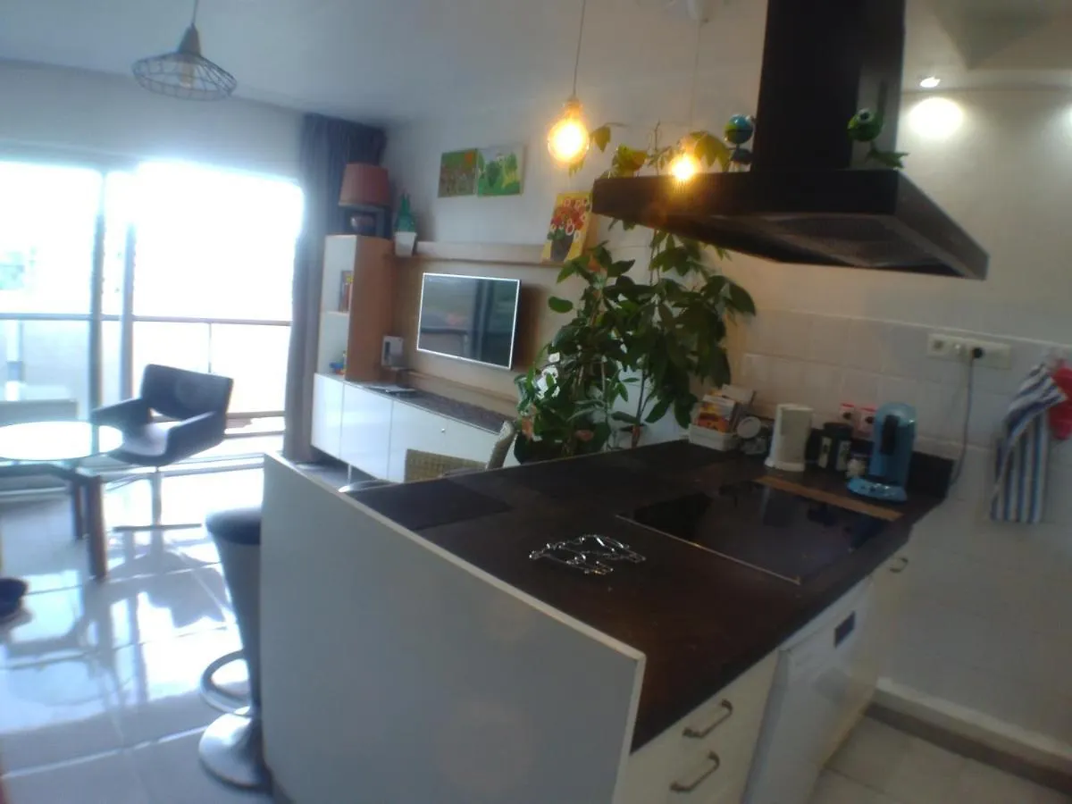 Liege Centre 13 Quai Godefroid Kurth Pour 2 Pers A 25 Min Gare Guillemins Apartment