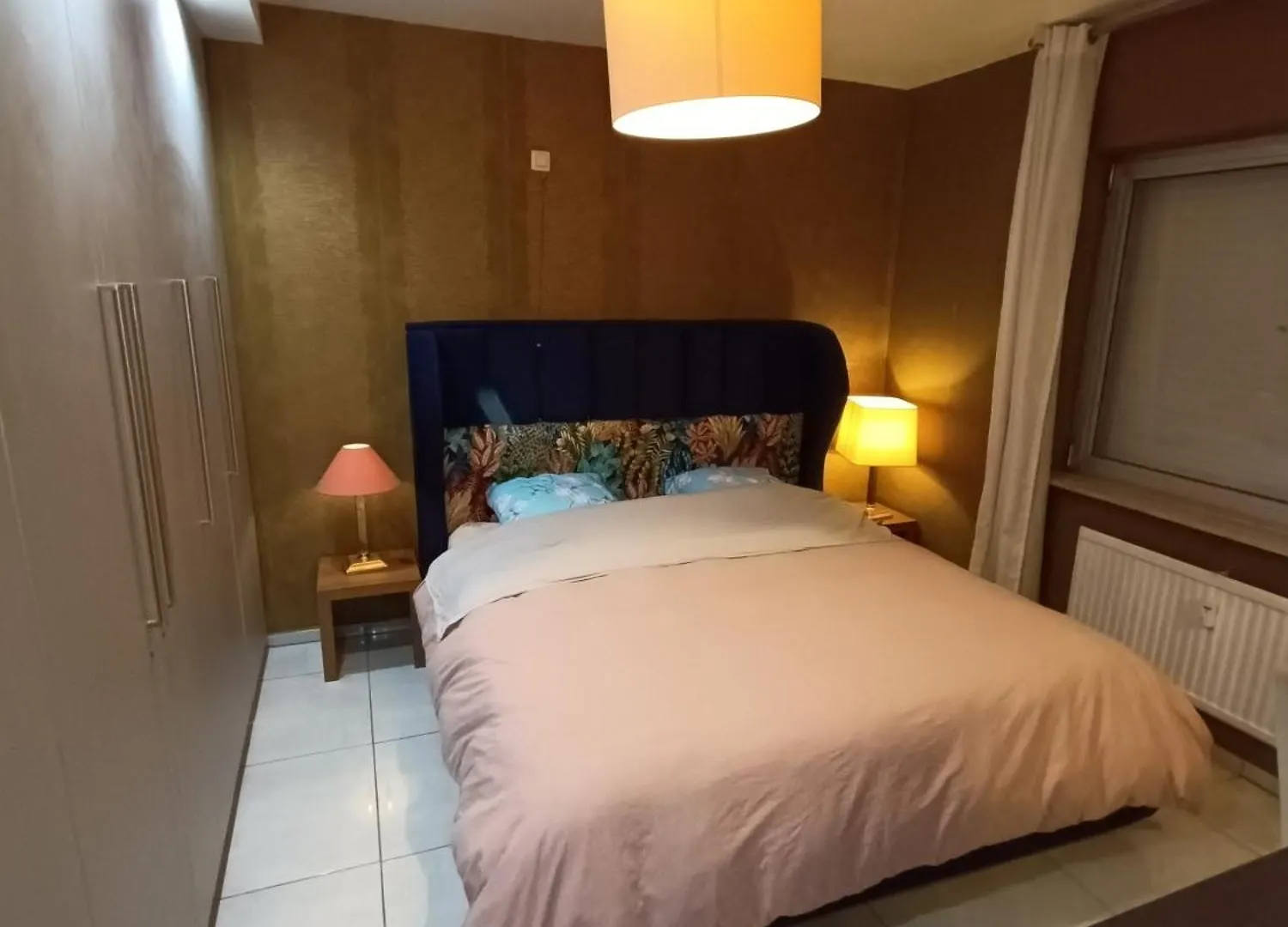 Liege Centre 13 Quai Godefroid Kurth Pour 2 Pers A 25 Min Gare Guillemins Apartment